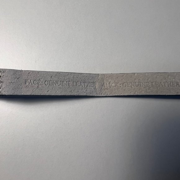 WHITE HOUSE BLACK MARKET Suede Stretch Skinny Belt - Picture 4 of 8